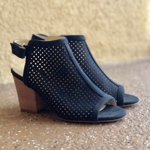 ISOLA Lora Block Heel Sandal | Navy